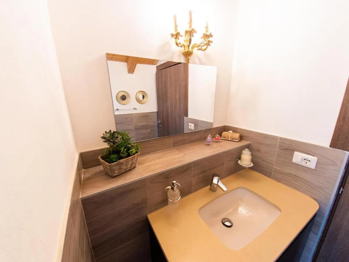 Villa Silvia-By Home Sitter Como Apartment